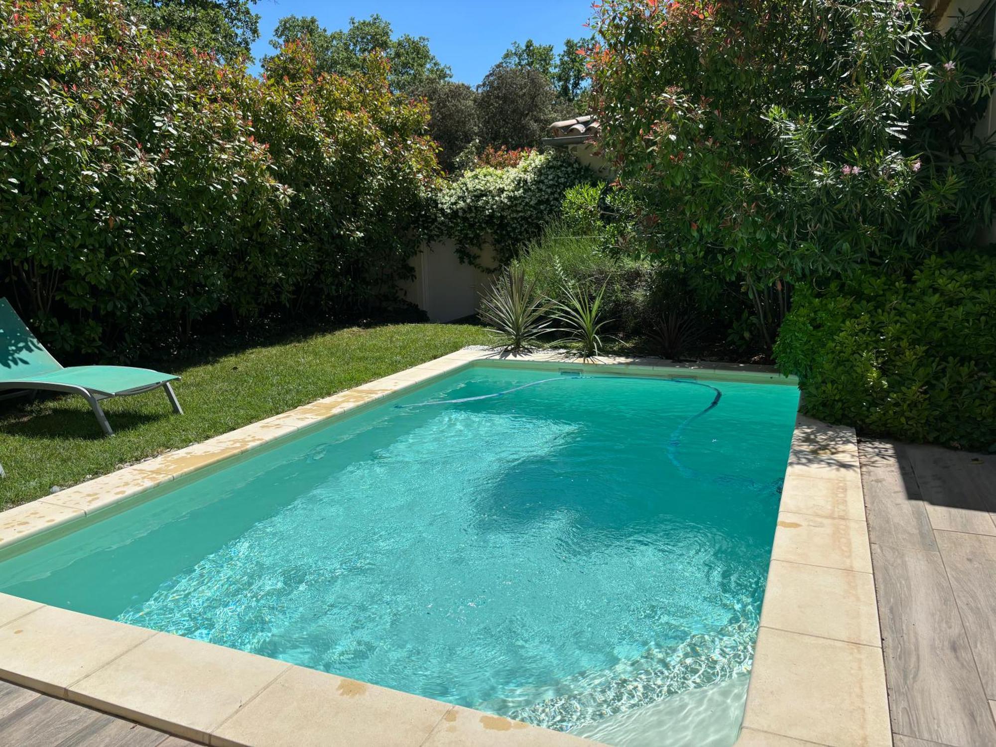 Les Jardins Du Castelas - Piscines, Jardins Et Spas Privatifs Uchaux 외부 사진