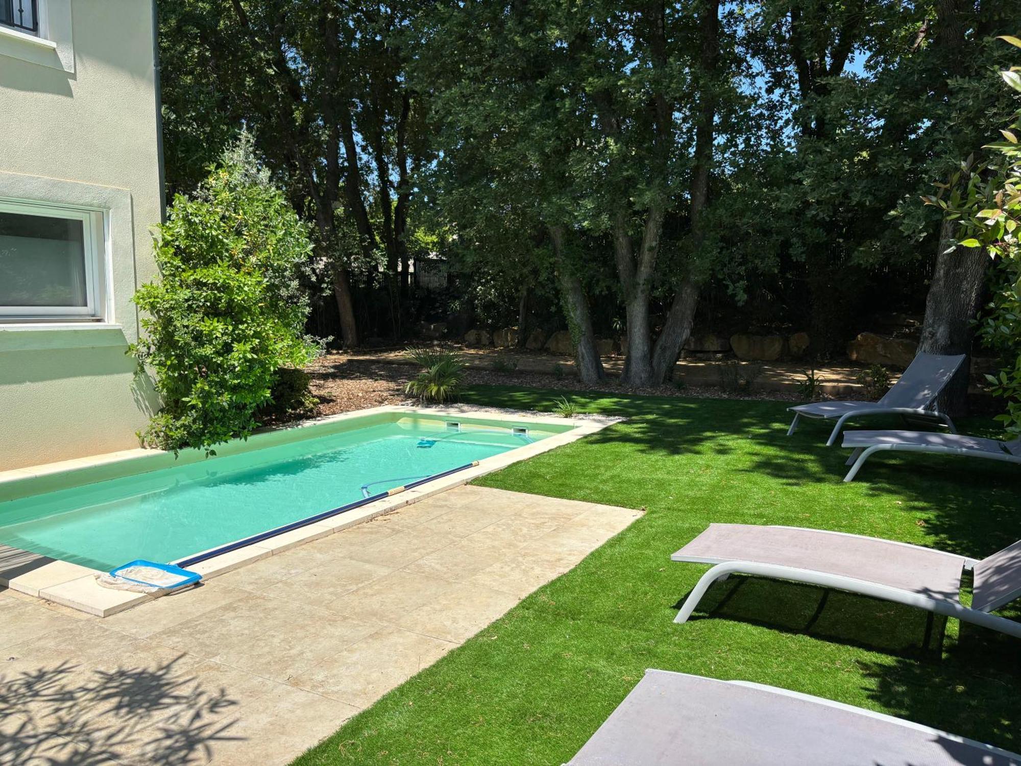 Les Jardins Du Castelas - Piscines, Jardins Et Spas Privatifs Uchaux 외부 사진